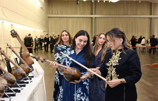 Heydər Əliyev Fondunun dəstəyi ilə alınan musiqi alətlərinin təqdimatı olub - FOTO 