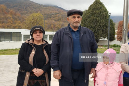Növbəti köç karvanı Ağdərənin Vəngli kəndinə çatıb - YENİLƏNİB  - FOTO 