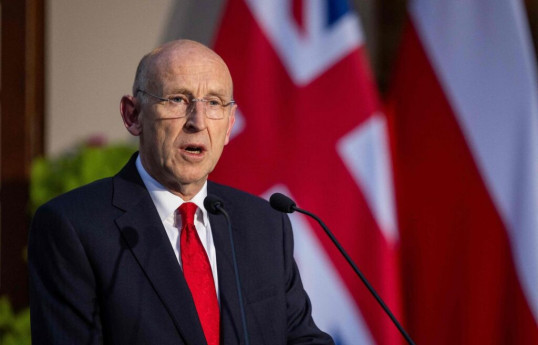 Böyük Britaniyanın müdafiə naziri Con Hili