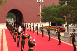 Prezident və birinci xanım Pekində Qələbənin 80-ci ildönümünə həsr olunmuş paradı izləyiblər - YENİLƏNİB  - VİDEO  - FOTO 