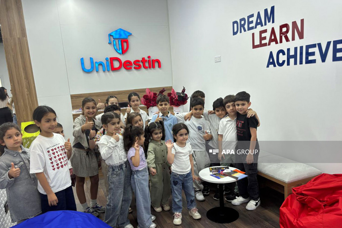 “UniDestin” Təhsil Mərkəzi müxtəlif istiqamətlər üzrə zəngin tədris proqramları təqdim edir
