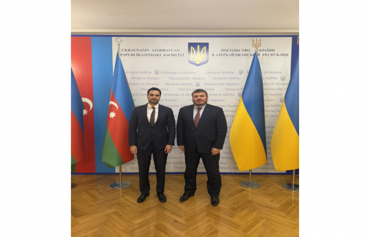 Ukrayna və Slovakiya səfirləri Kiyevə dəstəyi müzakirə edib