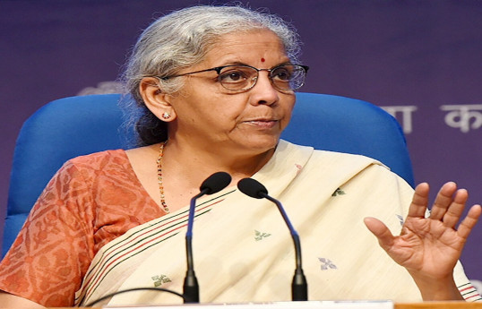 Hindistanın maliyyə naziri Nirmala Sitharaman