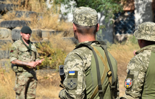 Estoniya Ukrayna hərbçilərinin hazırlığı üçün Polşaya hərbi təlimatçılar göndərib