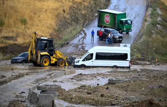 Ankarada leysan yağışları bir sıra fəsadlar törədib