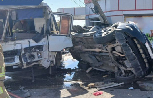 Ermənistanda yol qəzasında 9 nəfər xəsarət alıb