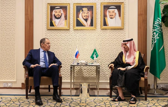 Lavrov Səudiyyə Ərəbistanının XİN başçısı ilə İsrail-Fələstin münaqişəsini müzakirə edib