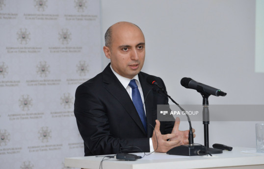 Emin Əmrullayev: Valideynləri sinif təmirinə kimsə məcbur edə bilməz