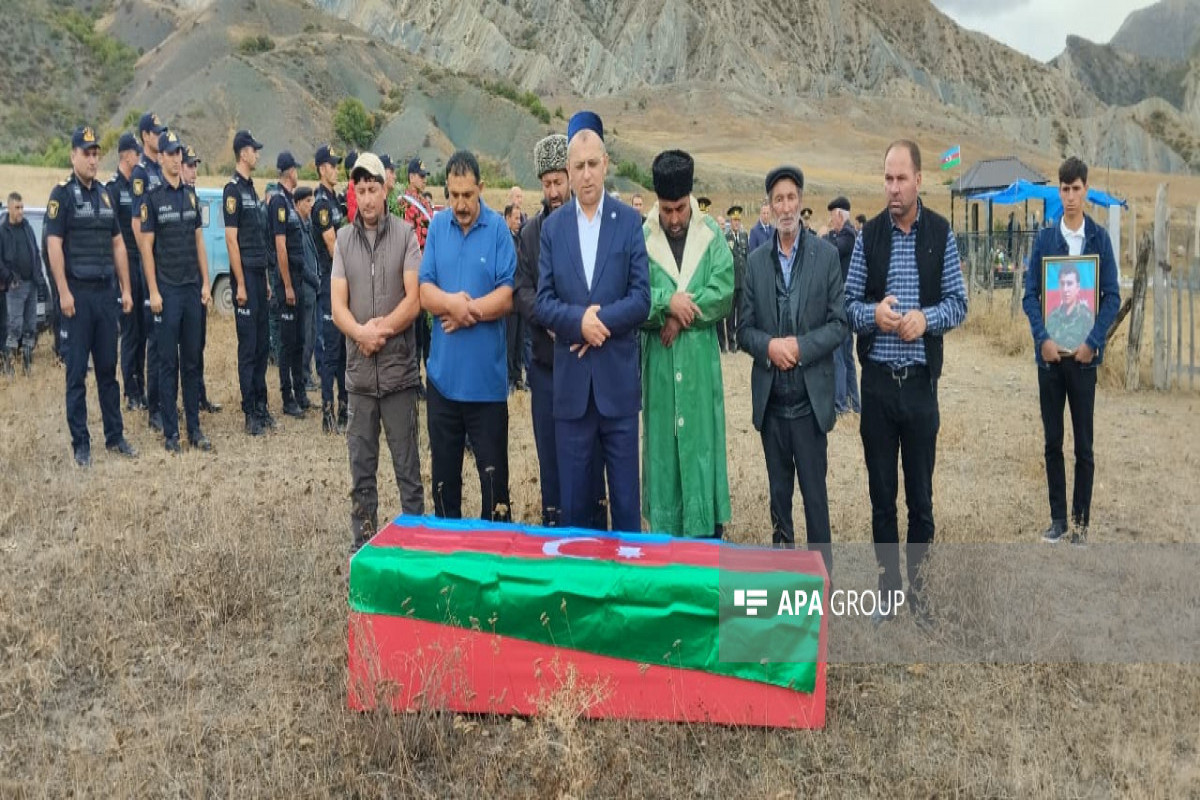 Birinci Qarabağ müharibəsində şəhid olan hərbçi Murad Vəliyevin qalıqları Qubada dəfn olunub - FOTO 