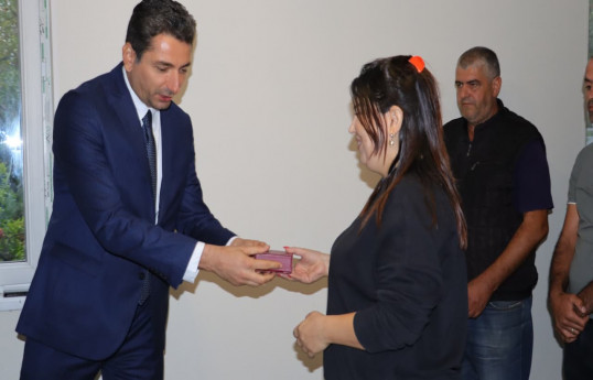 Xocalının Daşbulaq kəndinə ilk köç karvanı çatıb, açarlar sakinlərə təqdim edilib - FOTO  - YENİLƏNİB 