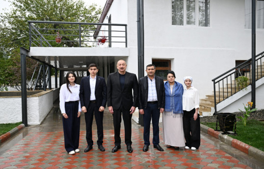 Prezident  Hadrut qəsəbəsində olub