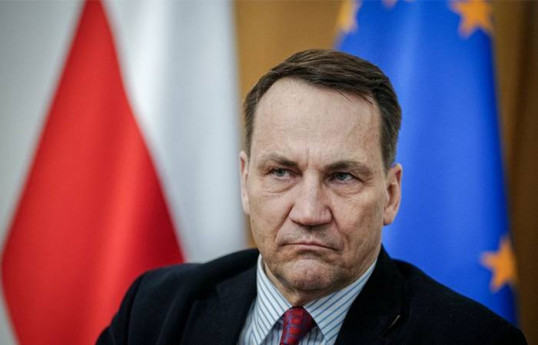 Polşanın xarici işlər naziri Radoslav Sikorski