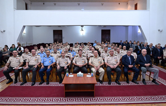 Hərbi təhsil müəssisələrində “Bilik günü” və andiçmə mərasimləri keçirilib