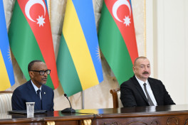 Azərbaycanla Ruanda arasında sənədlər mübadilə olunub, prezidentlər mətbuata bəyanatlarla çıxış edib - YENİLƏNİB 