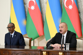 Azərbaycanla Ruanda arasında sənədlər mübadilə olunub, prezidentlər mətbuata bəyanatlarla çıxış edib - YENİLƏNİB 