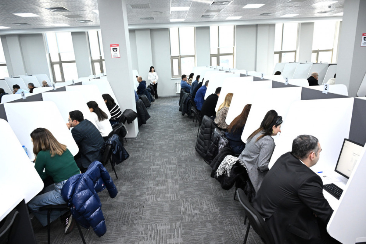 Hakim vəzifəsinə namizədlər üçün test imtahanı keçirilib - YENİLƏNİB 