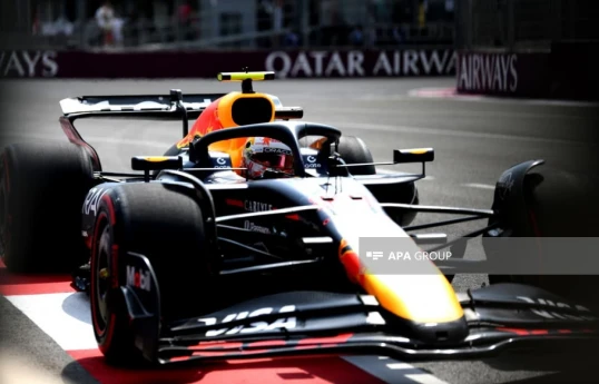 "Formula 1":  Yarışa "Red Bull" pilotu Maks Ferstappen liderlik edir