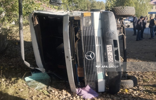 Gədəbəydə müəllimləri daşıyan mikroavtobus aşıb, 16 nəfər xəsarət alıb - FOTO  - YENİLƏNİB-2 