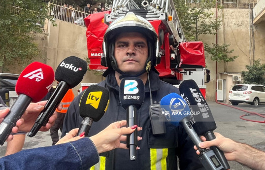 Bakıda binada yanğında 4 nəfər tüstüdən zəhərlənib, 44 sakin təxliyə olunub