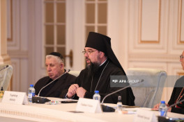 Azərbaycandakı dini konfessiyalar Anım Gününün 5-ci ildönümünə həsr edilən iclas keçirib - FOTO 