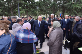 Sumqayıtda 27 Sentyabr – Anım Günü münasibətilə şəhidlərin xatirəsi yad edilib - FOTO 