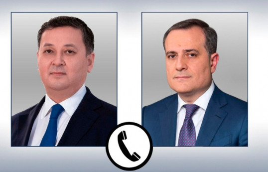Ceyhun Bayramov Qazaxıstanın keçmiş XİN rəhbəri ilə telefon danışığı aparıb