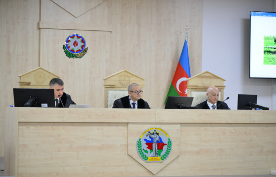 Ermənistanın beynəlxalq normaları pozaraq mülki şəxsləri və obyektləri atəşə tutması ilə bağlı sənədlər məhkəmədə tədqiq olunub