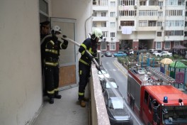 FHN Bakıda yayayış kompleksində şərti yanğın təlimi keçirib - VİDEO 