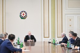 Prezident TDT-yə üzv dövlətlərin hökumət başçılarının görüşünün iştirakçılarını qəbul edib - FOTO  - YENİLƏNİB 