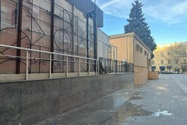 Nizami Kino Mərkəzinin binasının fasadına müdaxilə aradan qaldırılıb