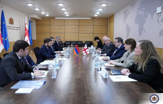Tbilisi və İrəvan siyasi məsləhətləşmələr aparıb, regional proseslər müzakirə olunub