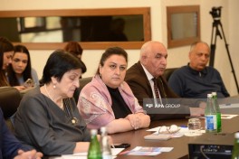 Mina təhlükəsinə qarşı birgə fəaliyyət mövzusunda ictimai müzakirə keçirilib - FOTO 