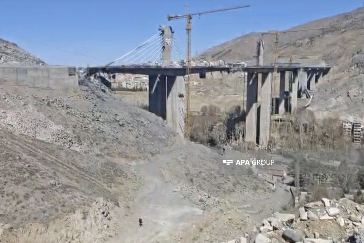 İsrail və ABŞ-ın bombaladığı Kərəclə Tehranı birləşdirən körpünün  GÖRÜNTÜLƏRİ 