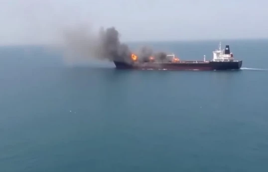 İran Hörmüz boğazında İsrailə məxsus gəmiyə dron zərbəsi endirib, yanğın baş verib