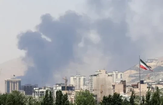 İsrail ordusu İranda neft-kimya kompleksinə zərbə endirib
