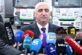 Azərbaycandan göndərilən humanitar yardım karvanı sərhəddən keçərək İrana yola salınıb - FOTO  - VİDEO  - YENİLƏNİB 