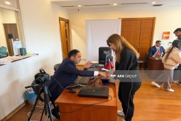 Səyyar "ASAN Xidmət" İstanbulda Azərbaycan vətəndaşlarına xidmət göstərir - FOTO 