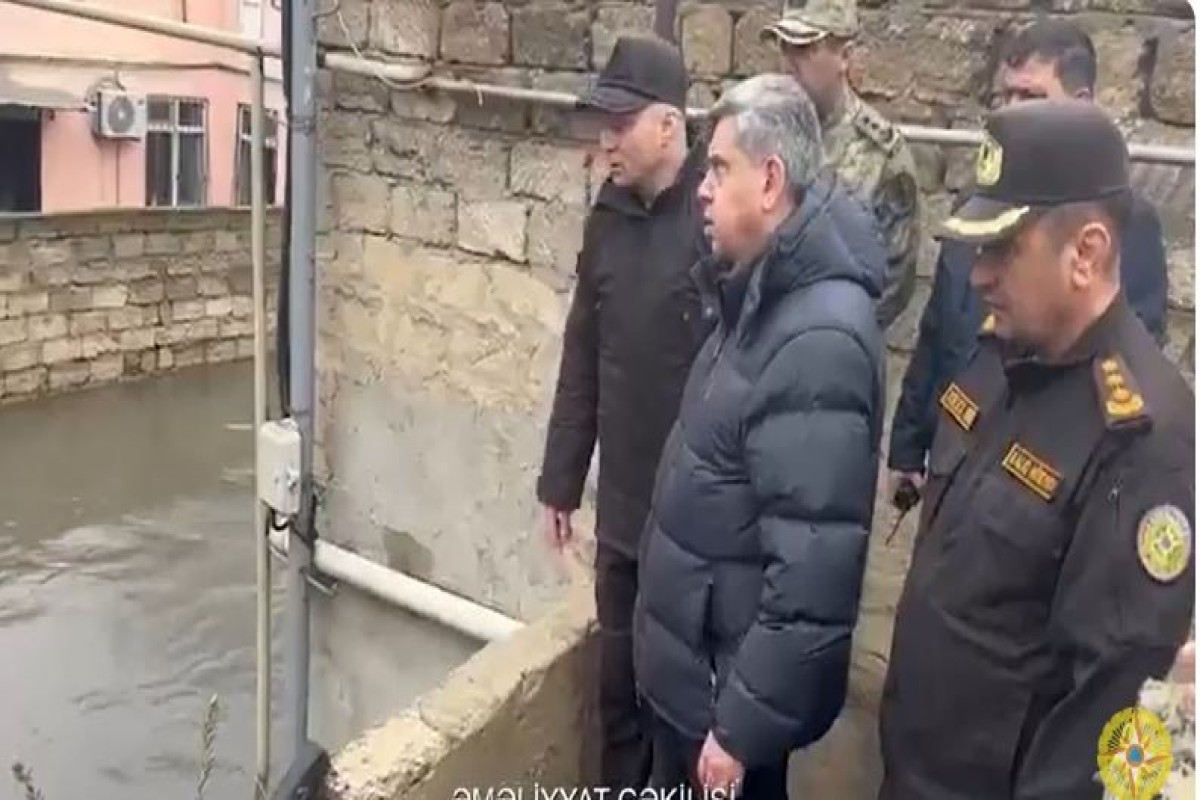 FHN Keşlədə 37 nəfəri təxliyə edib - VİDEO  - YENİLƏNİB 
