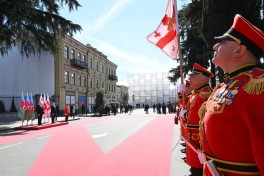 Prezident İlham Əliyevin Tbilisidə rəsmi qarşılanma mərasimi olub - YENİLƏNİB  - FOTO 