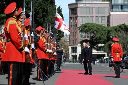 Prezident İlham Əliyevin Tbilisidə rəsmi qarşılanma mərasimi olub - YENİLƏNİB  - FOTO 