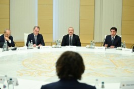 Prezident İlham Əliyevin Gürcüstanın Baş naziri ilə geniş tərkibdə görüşü olub