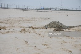 FHN Xızıda Sitalçay kəndində təxliyə işləri aparır - FOTO 