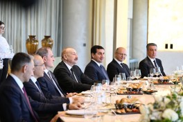 Azərbaycan Respublikasının Prezidentinin şərəfinə lanç verilib