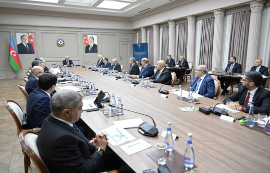İqtisadi Şura və  İnvestisiya Holdinqinin birgə iclası keçirilib, neft məhsullarına dair müzakirə aparılıb