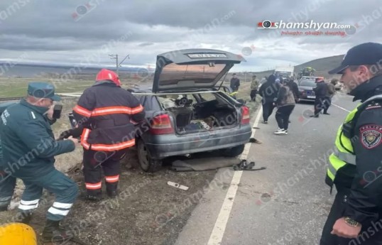 Ermənistanda yol qəzasında 6 nəfər ölüb