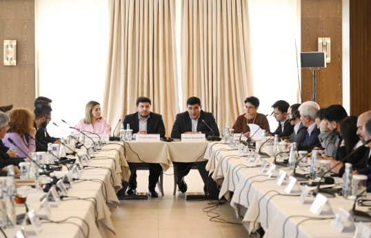 Azərbaycan və Ermənistan nümayəndələrinin iştirakı ilə növbəti ikitərəfli dəyirmi masa keçirilir - FOTO  - YENİLƏNİB 