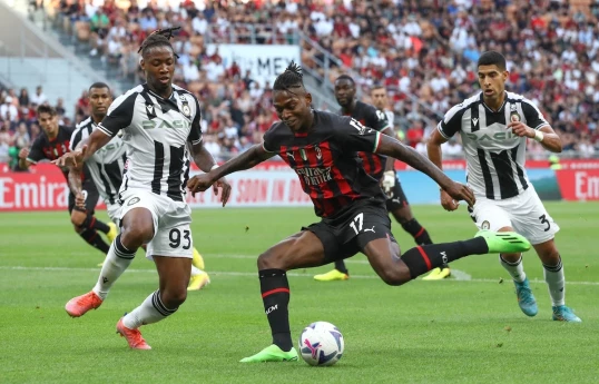 "Milan" "Udineze"yə məğlub olub