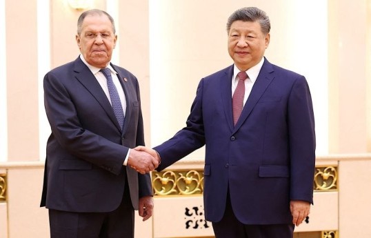 Rusiya xarici işlər naziri Sergey Lavrov, Çin lideri Si Cinpin