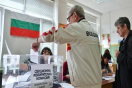 Bolqarıstanda səsvermə keçirilir, sabiq prezidenti dəstəkləyənlərin sayı artıb - YENİLƏNİB 