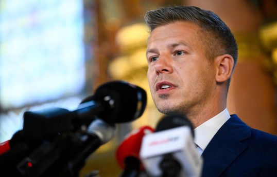 “Tisa” partiyasının lideri Peter Madyar və Ukrayna Prezidenti Volodimir Zelenski